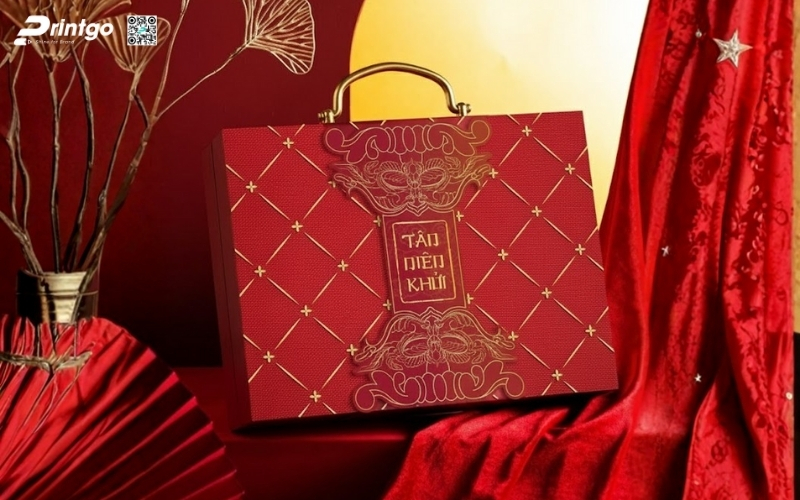 Mẫu hộp quà tết quai xách bằng kim loại Mẫu hộp quà tết quai xách bằng kim loại