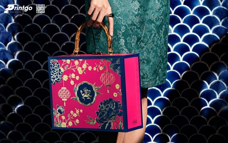 Mẫu hộp quà tết quai xách bằng gỗ Mẫu hộp quà tết quai xách bằng gỗ