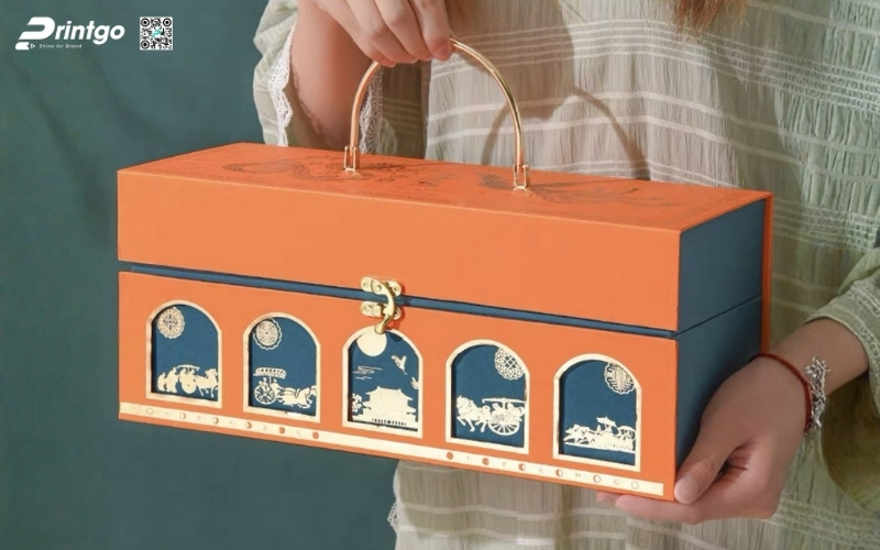 Khám phá những mẫu hộp quà tết quai xách bằng kim loại Khám phá những mẫu hộp quà tết quai xách bằng kim loại