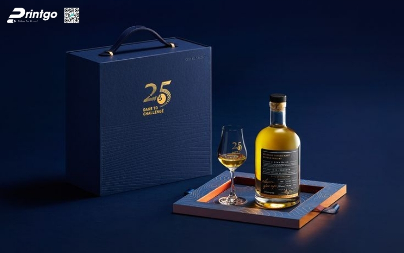 Mẫu hộp quà tết bằng da có quai xách Mẫu hộp quà tết bằng da có quai xách