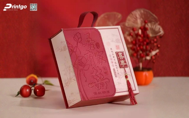 Mẫu hộp quà tết có quai xách bằng vải Mẫu hộp quà tết có quai xách bằng vải