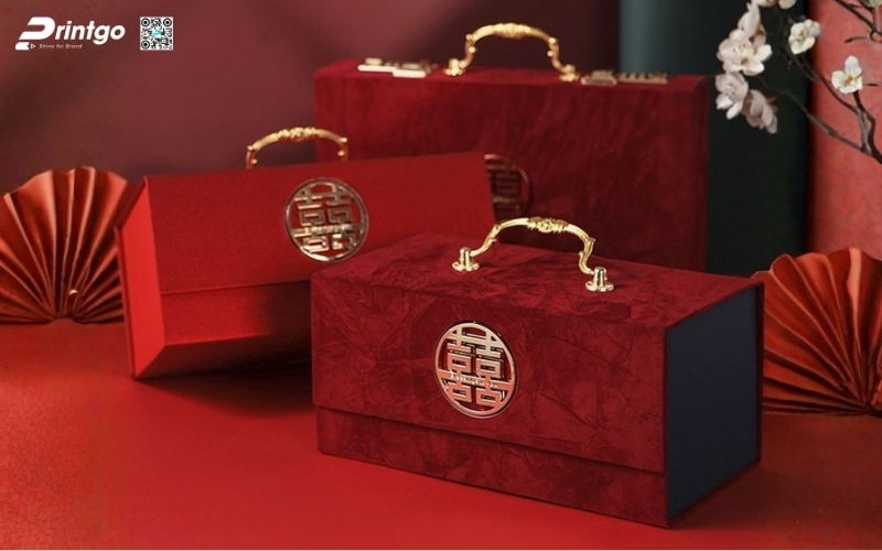 Khám phá những mẫu hộp quà tết quai xách bằng kim loại Khám phá những mẫu hộp quà tết quai xách bằng kim loại