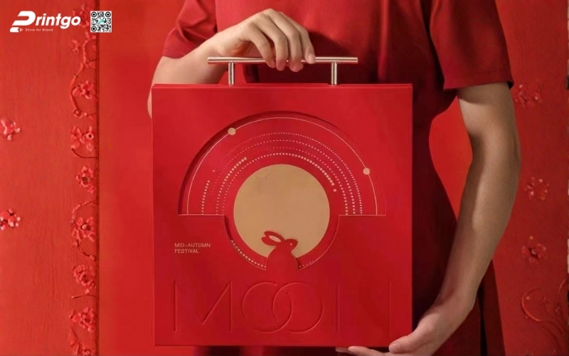 Khám phá những mẫu hộp quà tết quai xách bằng kim loại Khám phá những mẫu hộp quà tết quai xách bằng kim loại