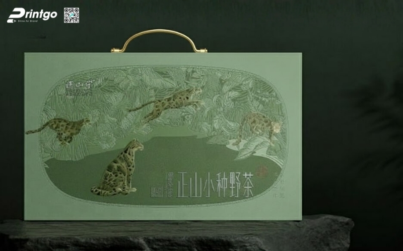 Mẫu hộp quà tết quai xách bằng kim loại Mẫu hộp quà tết quai xách bằng kim loại