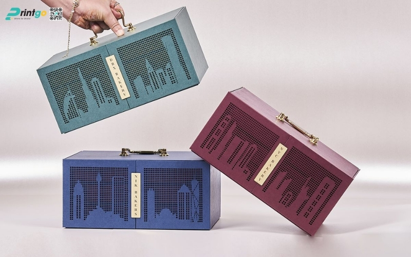 Khám phá những mẫu hộp quà tết quai xách bằng kim loại Khám phá những mẫu hộp quà tết quai xách bằng kim loại