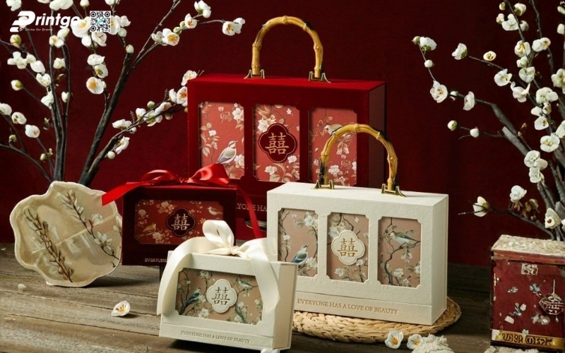 Vì sao hộp quà Tết có quai xách là lựa chọn số 1 của doanh nghiệp năm 2026? Vì sao hộp quà Tết có quai xách là lựa chọn số 1 của doanh nghiệp năm 2026?