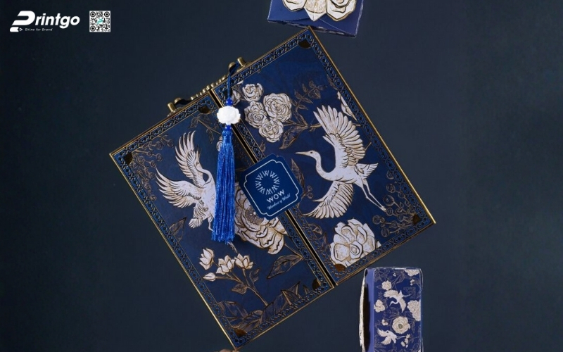 Nắm bắt những xu hướng thiết kế hộp quà Tết có quai xách năm 2026 Nắm bắt những xu hướng thiết kế hộp quà Tết có quai xách năm 2026