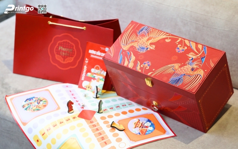 Hộp quà tết độc đáo kèm board game Hộp quà tết độc đáo kèm board game