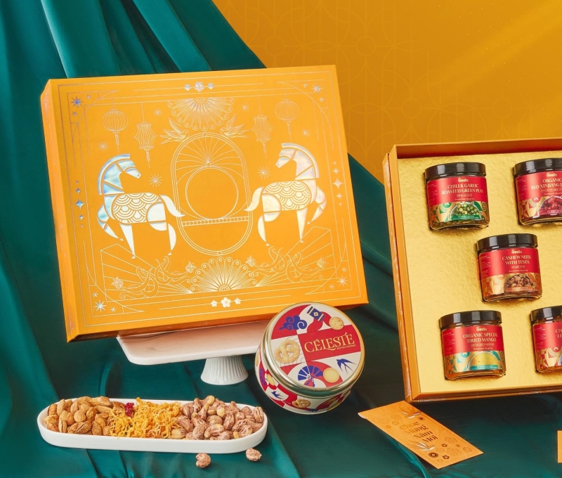 Hộp quà theo chủ đề năm Bính Ngọ hiện đại Hộp quà theo chủ đề năm Bính Ngọ hiện đại