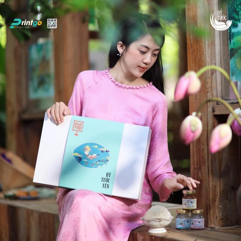 Hộp quà tết đựng yến sào thương hiệu Hỷ Tước Yến Hộp quà tết đựng yến sào thương hiệu Hỷ Tước Yến