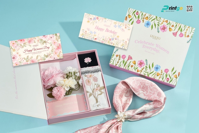 Nên tặng gì kèm thơ 8/3 tặng đồng nghiệp để thêm ý nghĩa? Nên tặng gì kèm thơ 8/3 tặng đồng nghiệp để thêm ý nghĩa?